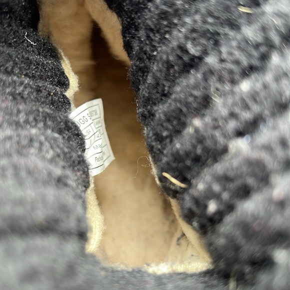 UGG Cambridge Knit Black Metallic Buckle Boots Size 6 - Picture 9 of 10